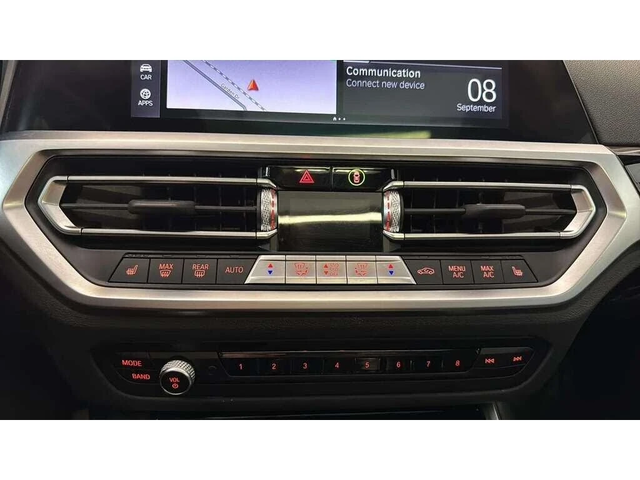 BMW 330 * xDrive * * HeadUp* AвтоКредит* (ЦЕНА ДО БГ) - автомобили, коли, обяви за нови и употребявани 11