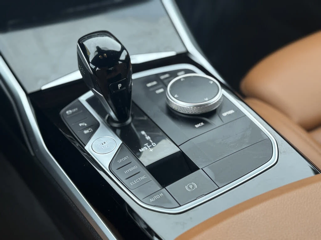 BMW 330 e * xdrive* * HeadUp* AвтоКредит* (ЦЕНА ДО БГ) - автомобили, коли, обяви за нови и употребявани 10