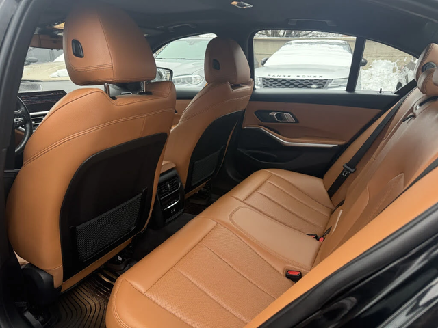 BMW 330 e * xdrive* * HeadUp* AвтоКредит* (ЦЕНА ДО БГ) - автомобили, коли, обяви за нови и употребявани 12