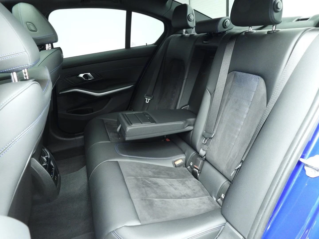 BMW 330 Sedan 330d xDrive | M-Sport - автомобили, коли, обяви за нови и употребявани 9