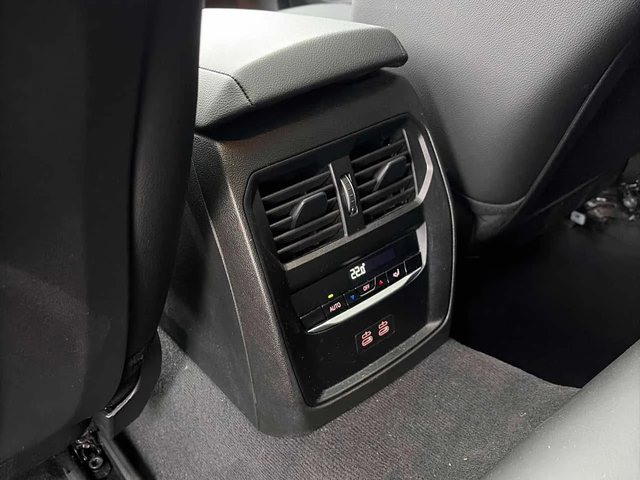 BMW 330 * xDrive * 360 * ПОДГРЕВ * ПАМЕТ * CARPLAY - автомобили, коли, обяви за нови и употребявани 12
