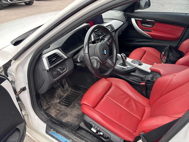 BMW 330 i xDrive/ПОДГРЕВИ/ШИБИДАХ/OT BMW - автомобили, коли, обяви за нови и употребявани 6