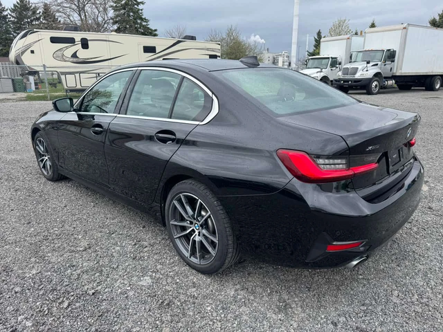 BMW 330 I xDrive * ПОДГРЕВИ* ПАНОРАМА* - автомобили, коли, обяви за нови и употребявани 10