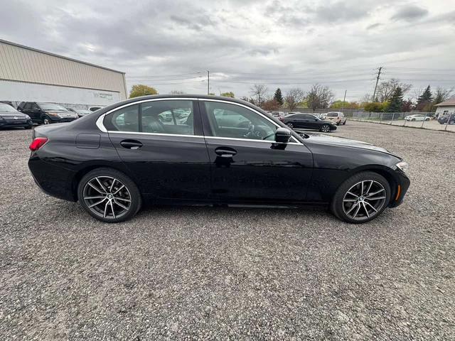 BMW 330 I xDrive * ПОДГРЕВИ* ПАНОРАМА* - автомобили, коли, обяви за нови и употребявани 2
