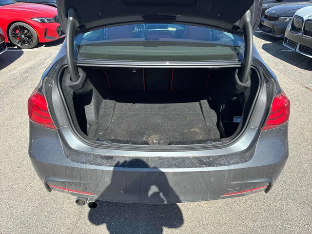 BMW 330 xDrive / CAMERA / ПОДГРЕВИ / КЛИП НА МОТОРА - автомобили, коли, обяви за нови и употребявани 13