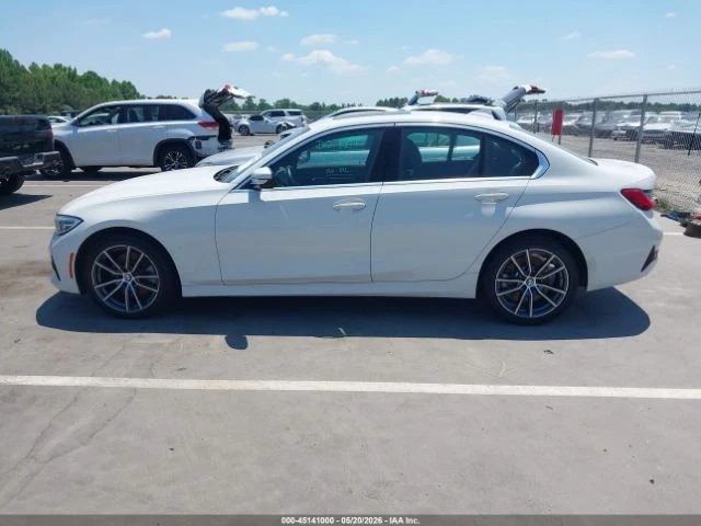 BMW 330 XDRIVE SPORT LINE - автомобили, коли, обяви за нови и употребявани 3