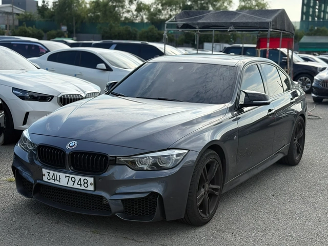 BMW 330 2018* M-PK* CARBON* M-EXHAUST* КРАЙНА ЦЕНА* РЕКАРО - автомобили, коли, обяви за нови и употребявани 0