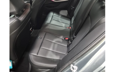 BMW 330 i xDrive * БЕЗ ИНЦИДЕНТИ * ДИГ ТАБЛО* CARFAX - автомобили, коли, обяви за нови и употребявани 10
