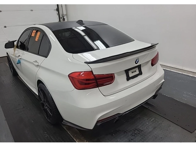 BMW 330 XDRIVE * M ПАКЕТ * CARFAX * АВТО КРЕДИТ * - автомобили, коли, обяви за нови и употребявани 3