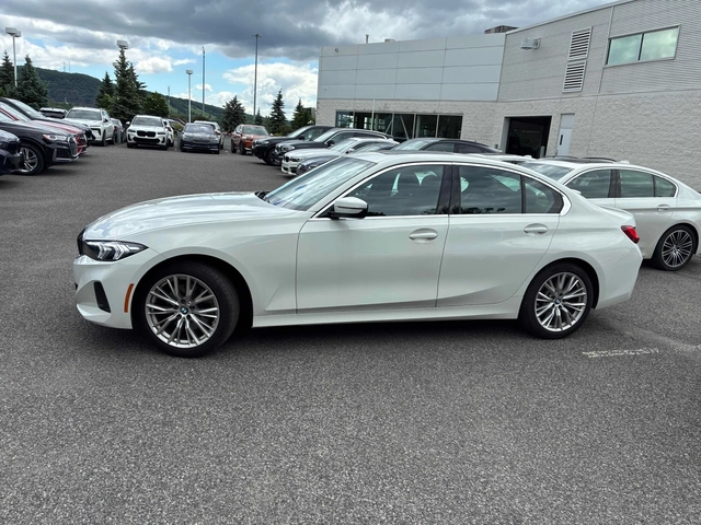 BMW 330 ДИГИТАЛНО ТАБЛО * ПОДГРЕВ * ПАНОРАМА * CARFAX - автомобили, коли, обяви за нови и употребявани 1