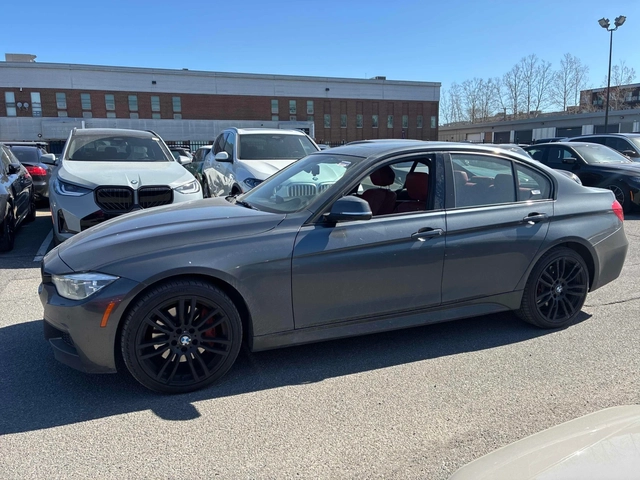 BMW 330 xDrive * М ПАКЕТ * ПОДГРЕВ * ПАНОРАМА * CARFAX - автомобили, коли, обяви за нови и употребявани 1