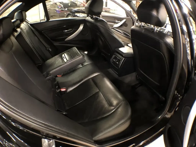 BMW 700 PLUG IN HYBRID * 330e - автомобили, коли, обяви за нови и употребявани 15