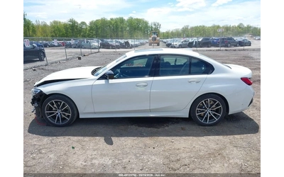 BMW 330 xDrive* LANE* DISTRO - автомобили, коли, обяви за нови и употребявани 13
