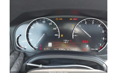 BMW 330 xDrive* LANE* DISTRO - автомобили, коли, обяви за нови и употребявани 6