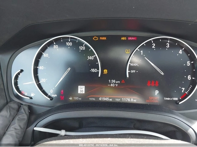 BMW 330 xDrive* LANE* DISTRO - автомобили, коли, обяви за нови и употребявани 6