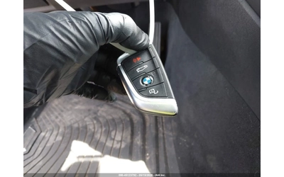 BMW 330 xDrive* LANE* DISTRO - автомобили, коли, обяви за нови и употребявани 9