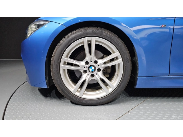 BMW 330 M-SPORT* КОЖА* ПОДГРЕВ* КАМЕРА* ШИБИДАХ* HEAD-UP* - автомобили, коли, обяви за нови и употребявани 4