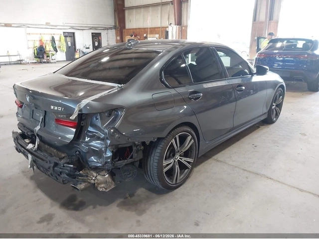 BMW 330 XDRIVE* MSPORT* ПОДГРЕВ* КАМЕРА* SUNROOF* - автомобили, коли, обяви за нови и употребявани 4