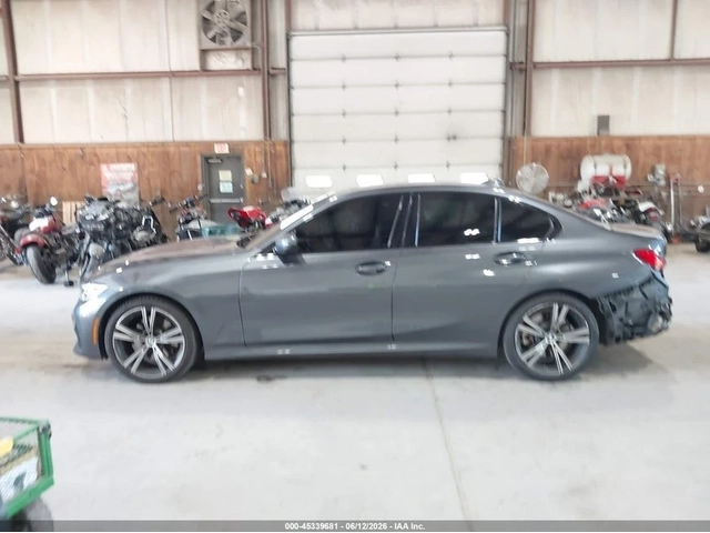 BMW 330 XDRIVE* MSPORT* ПОДГРЕВ* КАМЕРА* SUNROOF* - автомобили, коли, обяви за нови и употребявани 6