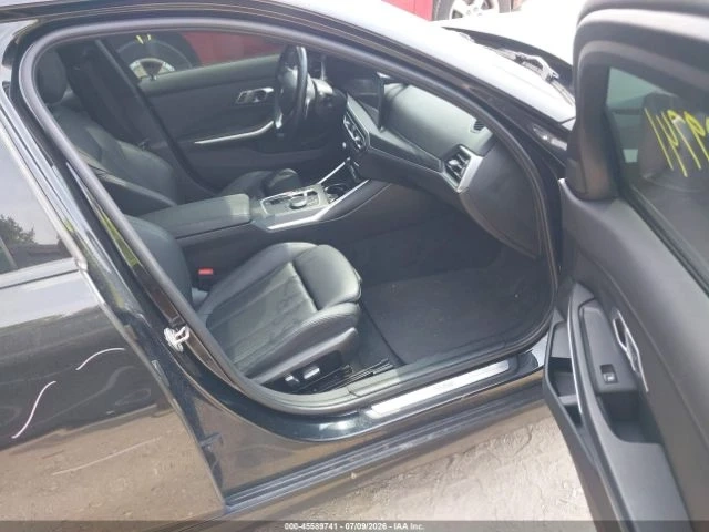BMW 330 * xDrive* КОЖА* ПОДГРЕВ* ШИБИДАХ* КАМЕРА* - автомобили, коли, обяви за нови и употребявани 4