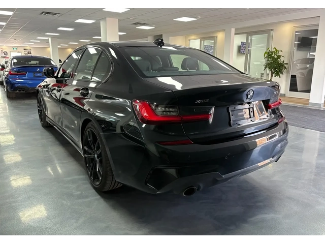 BMW 330 M* SPORT* XDRIVE* ДИСТРОНИК* МЪРТВА* ТОЧКА* - автомобили, коли, обяви за нови и употребявани 1