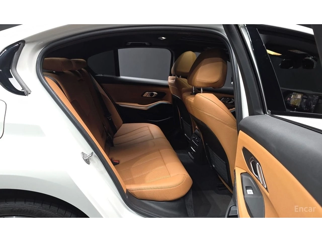 BMW 330 HYBRID* M* SPORT* LASER* ДИСТРОНИК* ХЕДЪП* 360КАМЕ - автомобили, коли, обяви за нови и употребявани 14