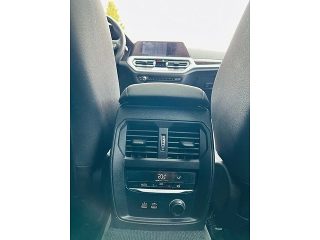 BMW 330 xDrive* DISTRONIC* LANE* ПОДГРЕВ + ВОЛАН - автомобили, коли, обяви за нови и употребявани 15