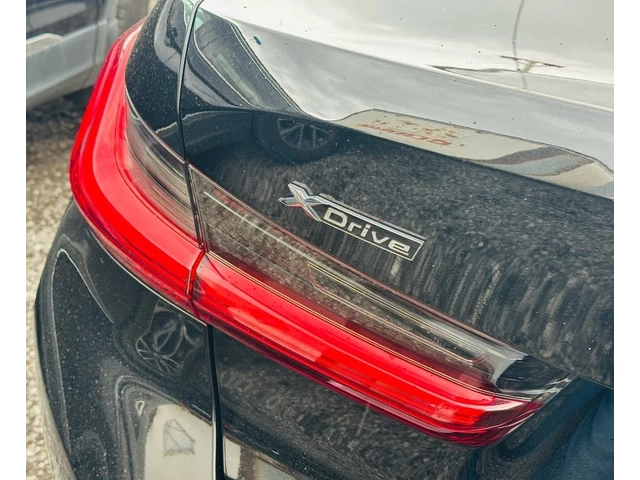 BMW 330 xDrive* DISTRONIC* LANE* ПОДГРЕВ + ВОЛАН - автомобили, коли, обяви за нови и употребявани 16