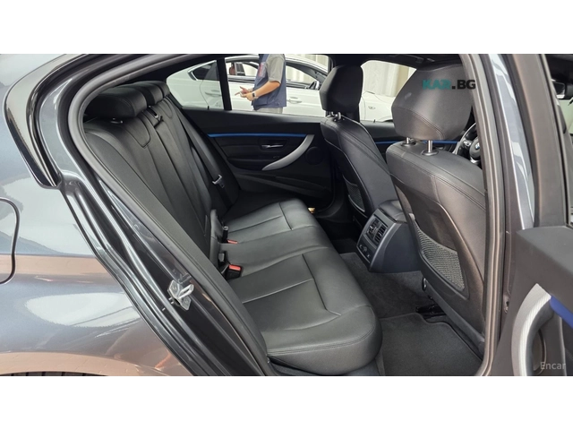 BMW 330 * M PACK* 360* Ambient Light* Head-up* PANO* CAMER - автомобили, коли, обяви за нови и употребявани 11