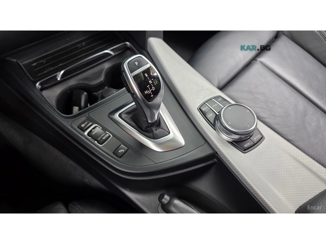BMW 330 * M PACK* 360* Ambient Light* Head-up* PANO* CAMER - автомобили, коли, обяви за нови и употребявани 8