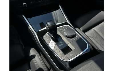 BMW 330 330i xDrive Sport Package - автомобили, коли, обяви за нови и употребявани 12