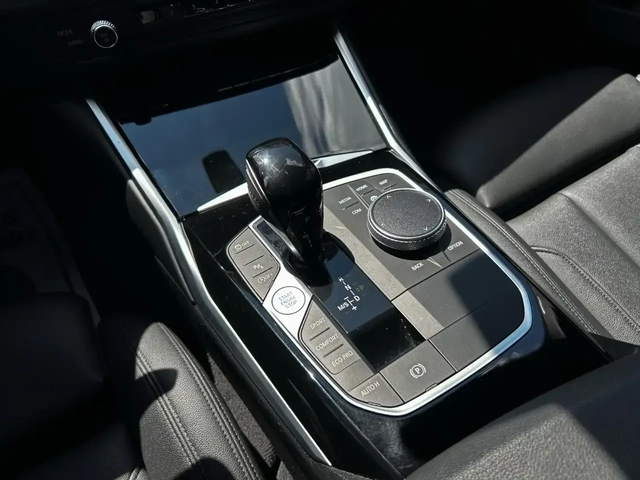 BMW 330 330i xDrive Sport Package - автомобили, коли, обяви за нови и употребявани 12