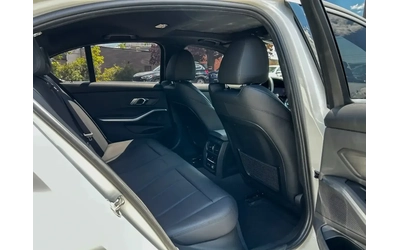 BMW 330 330i xDrive Sport Package - автомобили, коли, обяви за нови и употребявани 9
