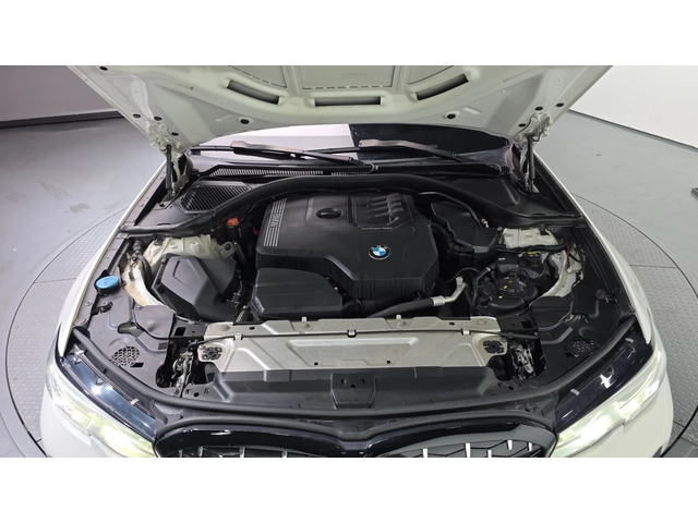 BMW 330 i M Sport - автомобили, коли, обяви за нови и употребявани 5