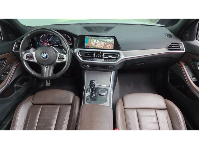 BMW 330 i M Sport - автомобили, коли, обяви за нови и употребявани 6