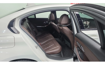 BMW 330 i M Sport - автомобили, коли, обяви за нови и употребявани 9