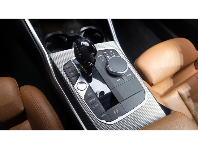 BMW 330 i xDrive M Sport - автомобили, коли, обяви за нови и употребявани 7