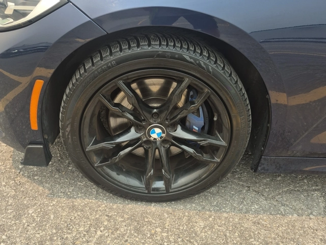 BMW 330 xDrive / Navigation / Blind Spot / Camera / Memory - автомобили, коли, обяви за нови и употребявани 5