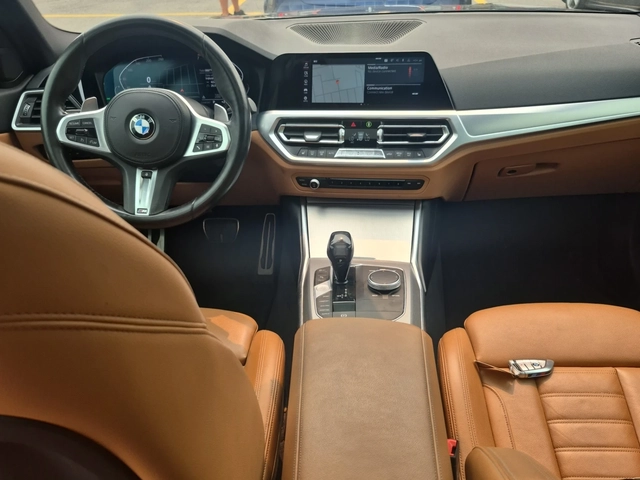 BMW 330 xDrive / Navigation / Blind Spot / Camera / Memory - автомобили, коли, обяви за нови и употребявани 8
