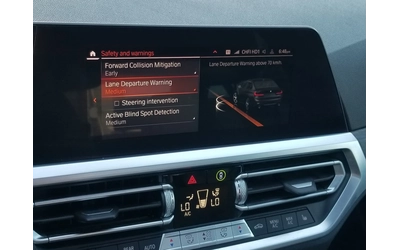 BMW 330 330i xDrive Sport Line - автомобили, коли, обяви за нови и употребявани 14