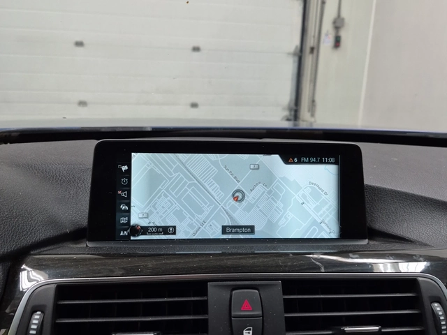 BMW 330 xDrive - автомобили, коли, обяви за нови и употребявани 9