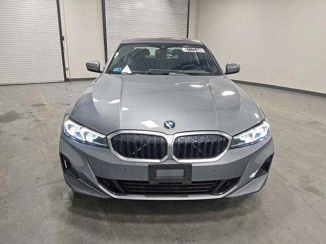 BMW 330 xi xDrive - автомобили, коли, обяви за нови и употребявани 4