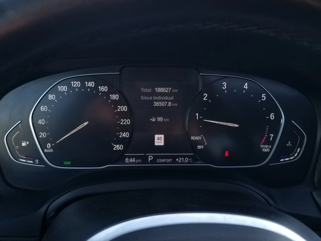 BMW 330 330i xDrive Sport Line - автомобили, коли, обяви за нови и употребявани 5