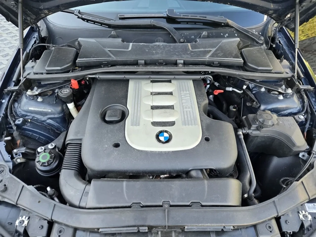BMW 330 3.0D-231кс= xDrive= 6ck= NAVI= СЕДАН - автомобили, коли, обяви за нови и употребявани 16