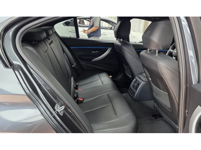 BMW 330 M* HUD* PANO* LANE ASSIST* КРАЙНА ЦЕНА* - автомобили, коли, обяви за нови и употребявани 8