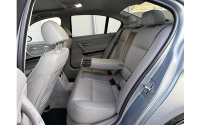 BMW 330 i M-Pack Реален пробег - автомобили, коли, обяви за нови и употребявани 12