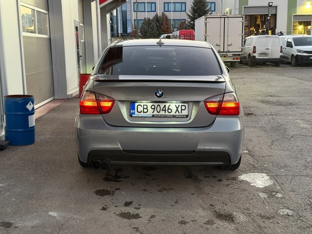 BMW 330 i M-Pack Реален пробег - автомобили, коли, обяви за нови и употребявани 3