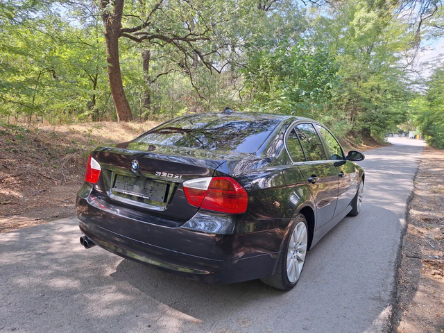 BMW 330 N52, 258к.с. кожа, навигация, автомат. Отличен. - автомобили, коли, обяви за нови и употребявани 4