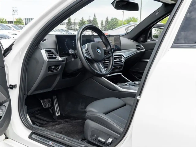 BMW 330 PremiumEnhanced/MSportPro/ServiceRecords/OneOwner All Wheel Drive - автомобили, коли, обяви за нови и употребявани 11