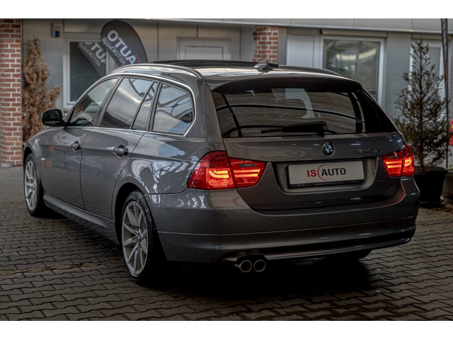 BMW  330 xd/Sport/Recaro/Pro Logic/BiXenon/Панорама/Климатроник - автомобили, коли, обяви за нови и употребявани 4